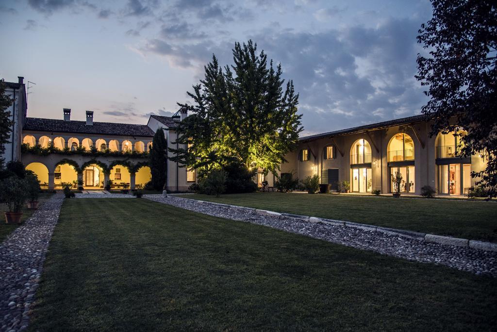 Agriturismo Corte Ruffoni Zevio Eksteriør billede