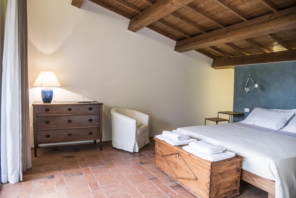 Agriturismo Corte Ruffoni Zevio Eksteriør billede