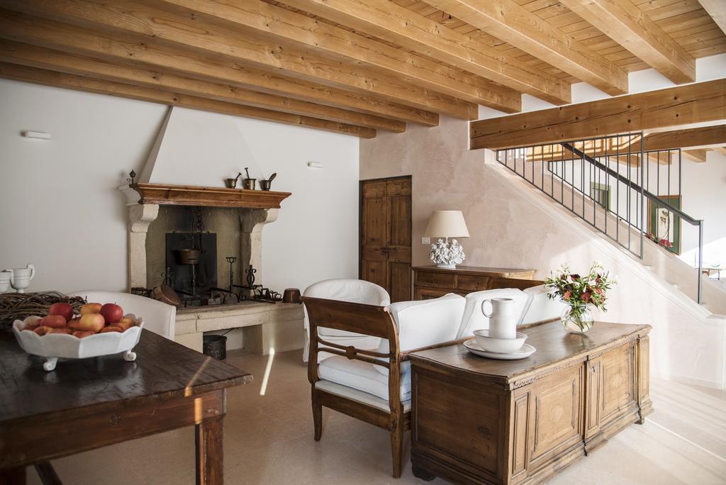 Agriturismo Corte Ruffoni Zevio Eksteriør billede
