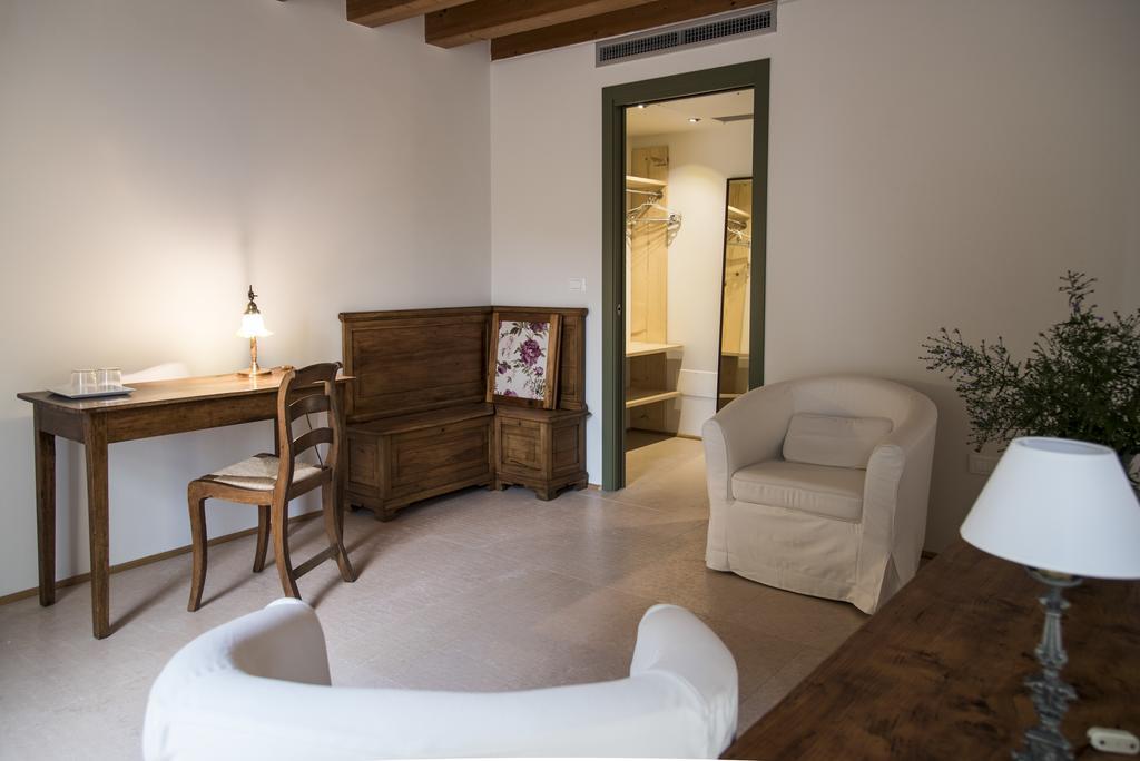 Agriturismo Corte Ruffoni Zevio Eksteriør billede